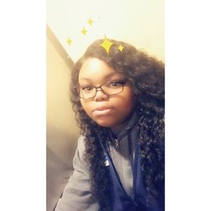 Meet your Posher, Quashia